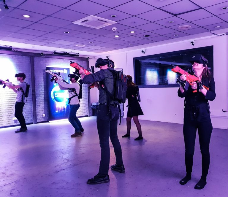 salle de jeux vidéo VR